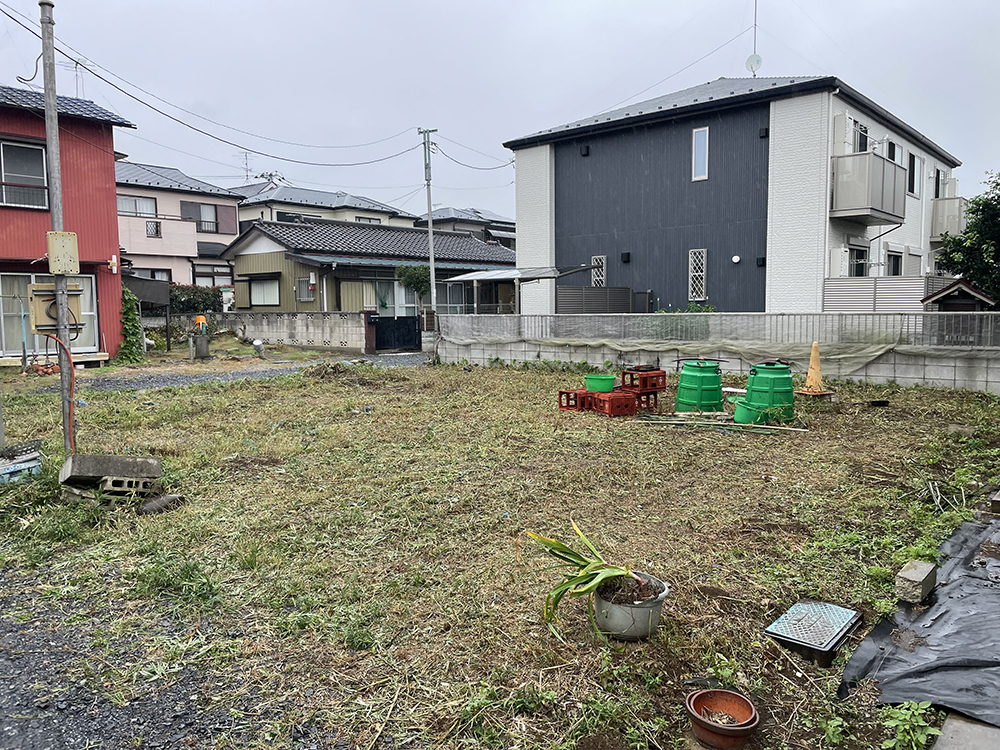 本郷町の家 さいたま市 新築事例 草刈り