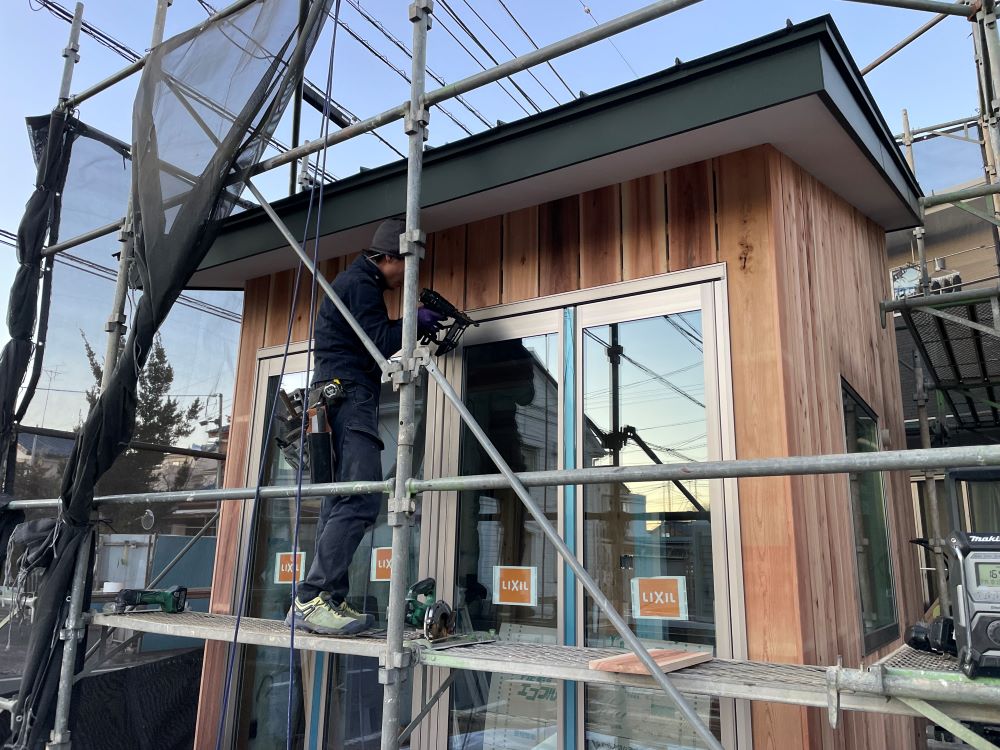 上尾村の小屋　外装内装仕上げ